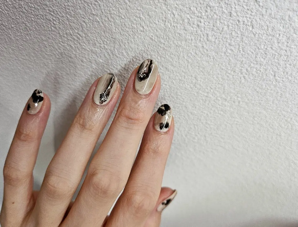 ネイル ジェルネイル 持ち込み ニュアンスネイル パラジェル puku nail 🌼kazu🌼のネイルデザイン