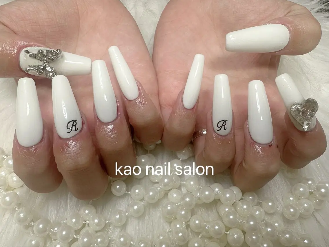 ネイル チークネイル 長さ出し フレンチネイル ジェルネイル ガラスフレンチ ハンドネイル kao nail マグネット/長さだしのネイルデザイン