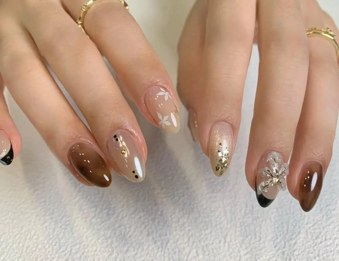 ネイル ハンドネイル 🎀 Ayaka_nailのネイルデザイン