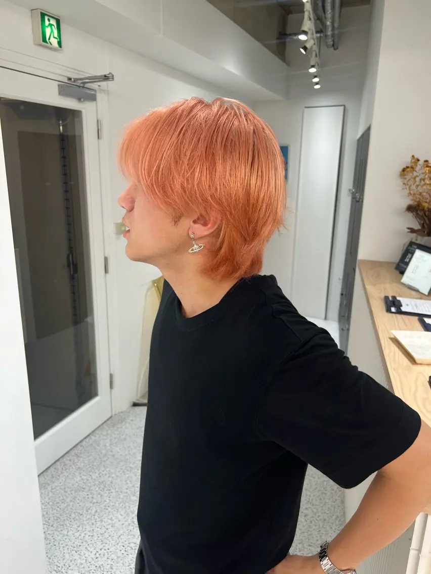 カラー メンズ メンズブリーチ メンズハイトーン ベージュカラー ブリーチ ハイトーンカラー 𝐇𝐈𝐍𝐀/ 韓国レイヤー🇰🇷のヘアスタイル