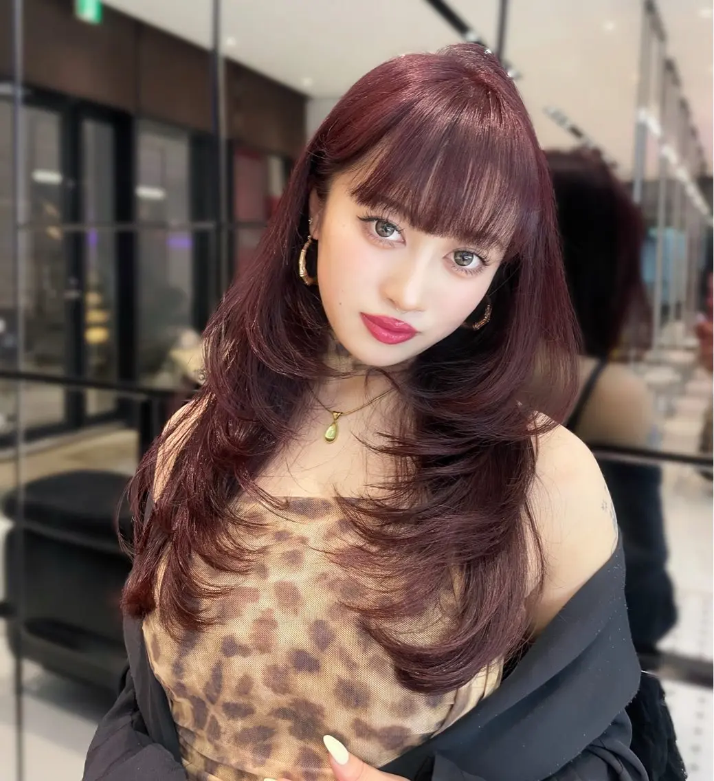 ロング レイヤーカット 【韓国❤️海外ヘア】 AYAKAのヘアスタイル