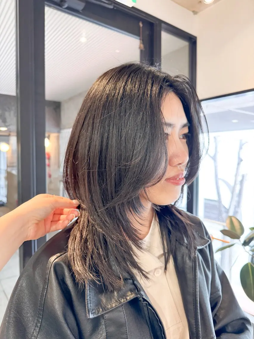ミディアム カット saki｜透明カラー ドライパーマ.パーマのヘアスタイル