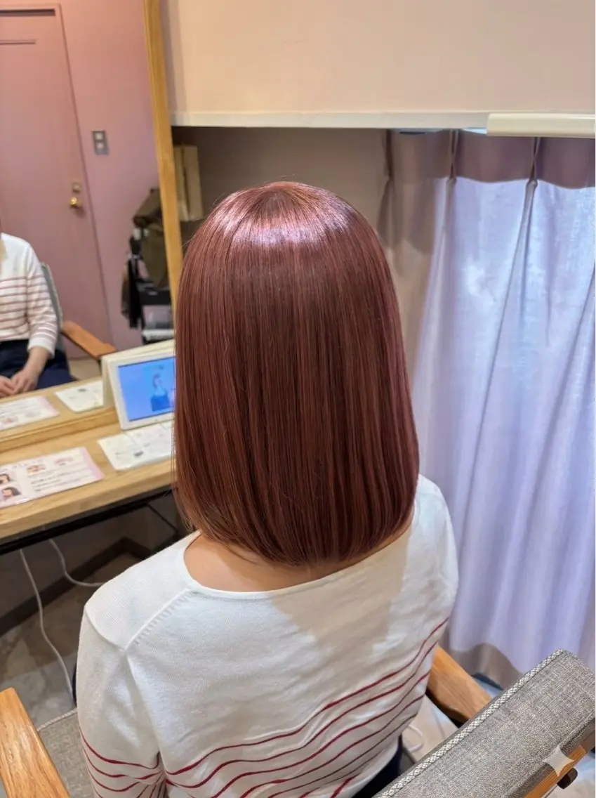 セミロング カラー ハイトーンカラー ピンクカラー ヘアカラー 植野 さくらのヘアスタイル