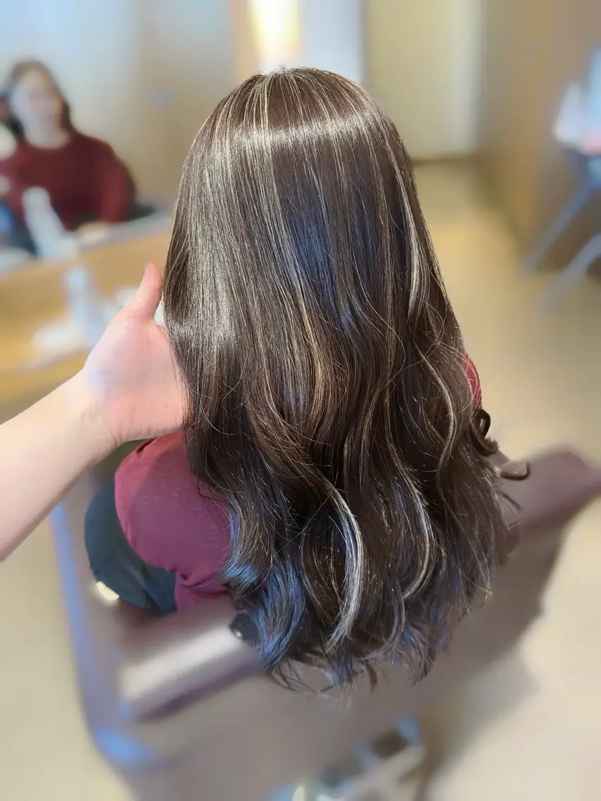 セミロング カラー ショートボブ アディクシーカラー ブリーチ デザインカラー ハイライトカラー ヘアカラー トリートメント 韓国風パーマ❁ fu-ka❁艶カラーのヘアスタイル