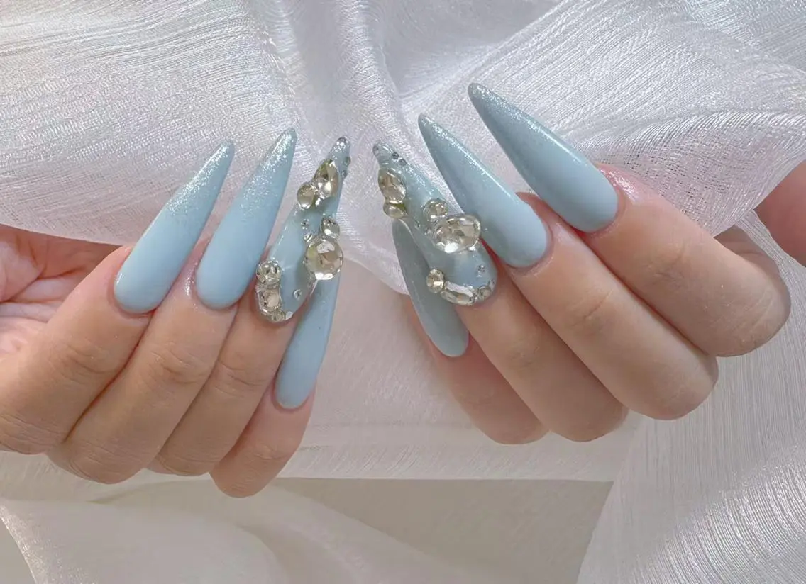 ネイル フレンチネイル ジェルネイル ガラスフレンチ 韓国ネイル マグネットネイル ハンドネイル ハンドケア The Nail& EyeLashのネイルデザイン