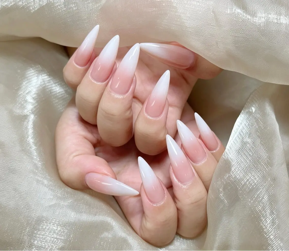 ネイル チークネイル 長さ出し フレンチネイル ジェルネイル 韓国ネイル ハンドネイル Lucky Nail Salon❶のネイルデザイン