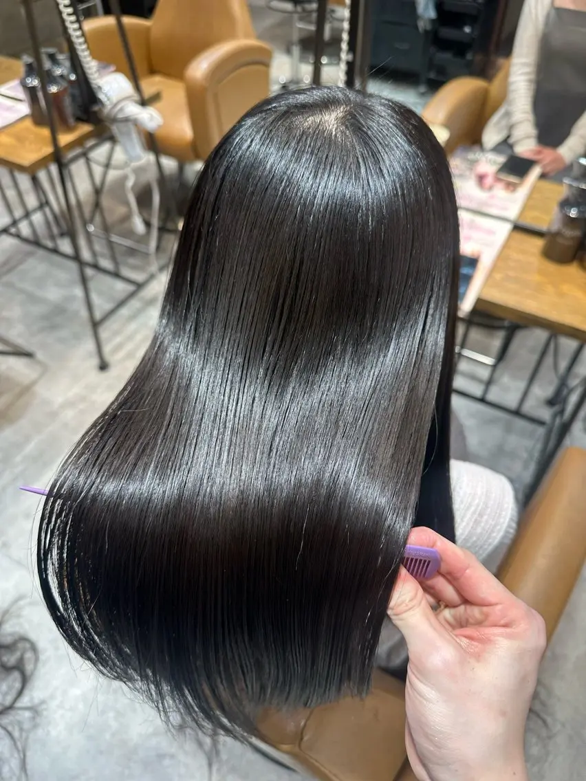 ロング 髪質改善 カット ヘアカラー 縮毛矯正 👑髪質改善/透明感 カラー/レイヤー/Uのヘアスタイル