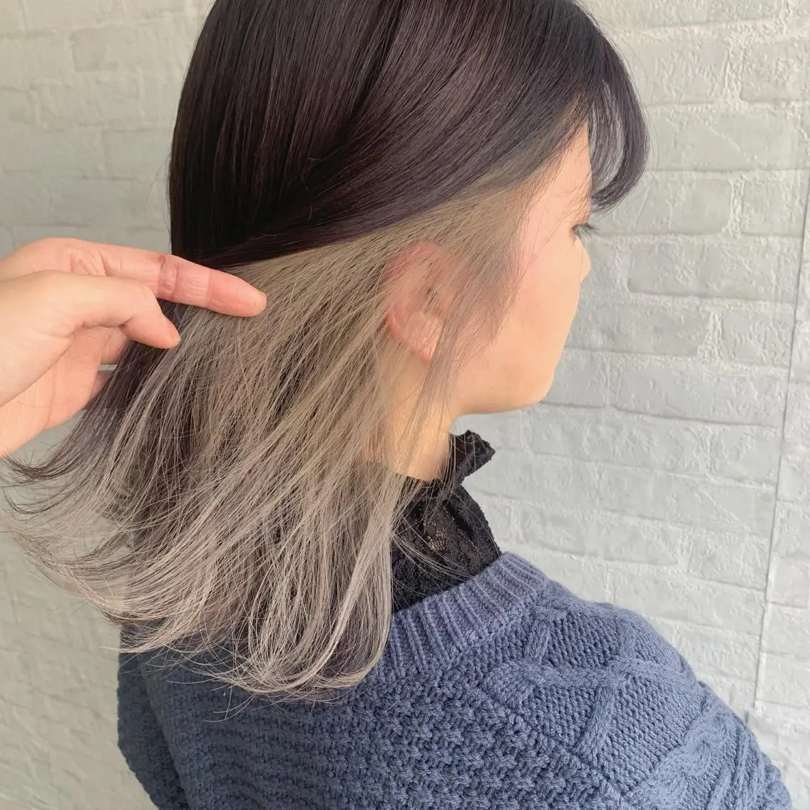 ミディアム カラー ベージュカラー ホワイトベージュ ヘアカラー 袴田 伊代のヘアスタイル