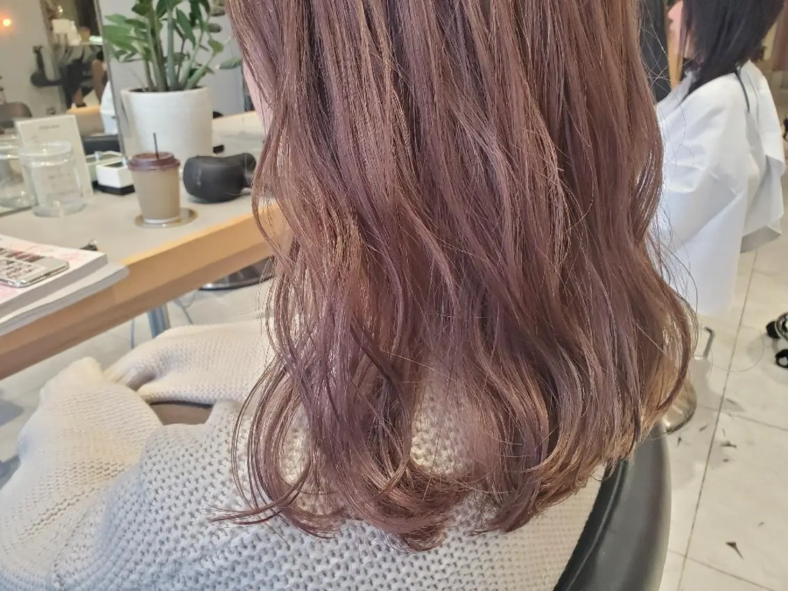 セミロング カラー ヘアアレンジ ベージュカラー ピンクカラー ピンクベージュ オリーブ透明感カラー 表参道/MIKUのヘアスタイル