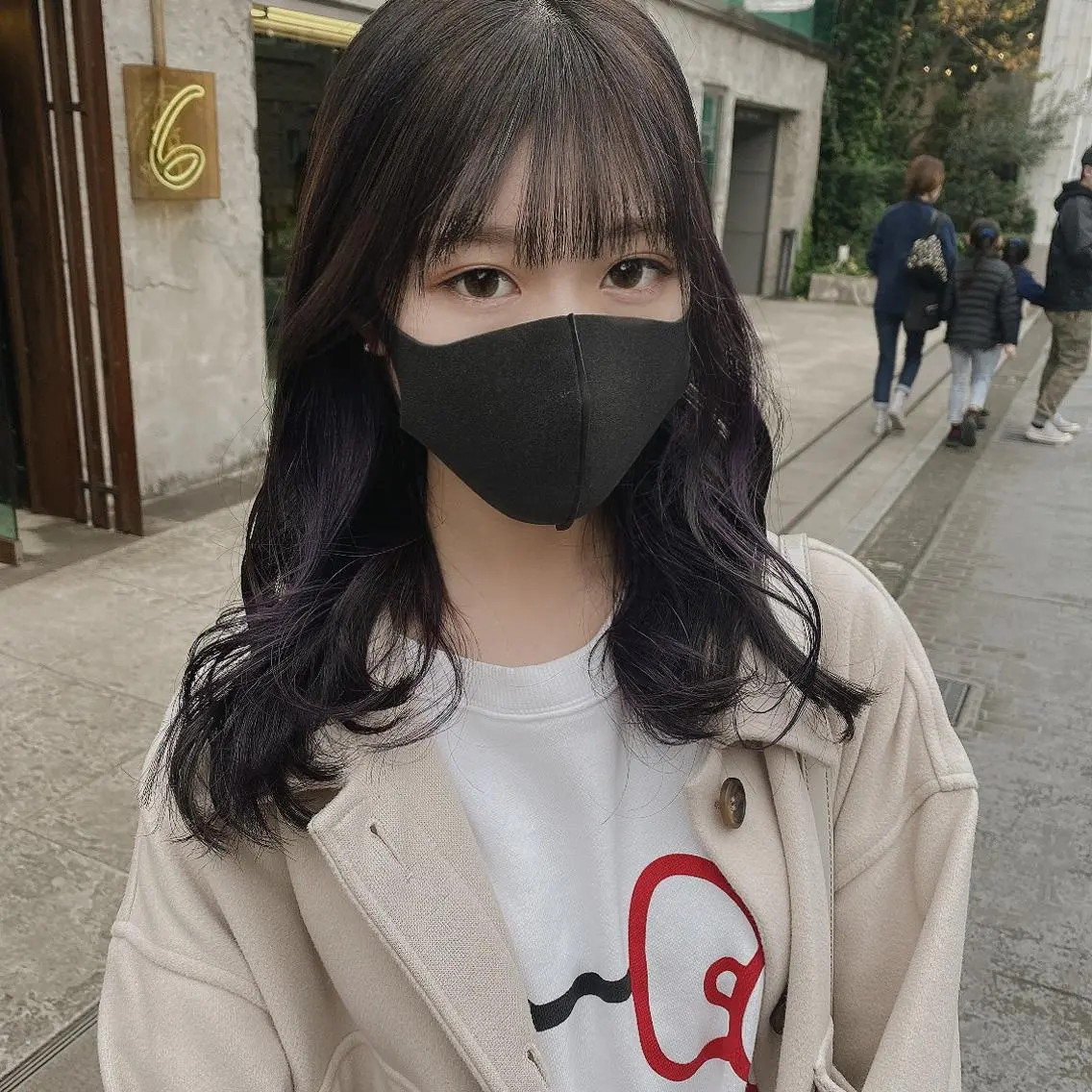 セミロング カラー ヘアアレンジ ヘアカラー トリートメント ヘアセット 韓国レイヤーカット/ 儚げカラーチナツのヘアスタイル