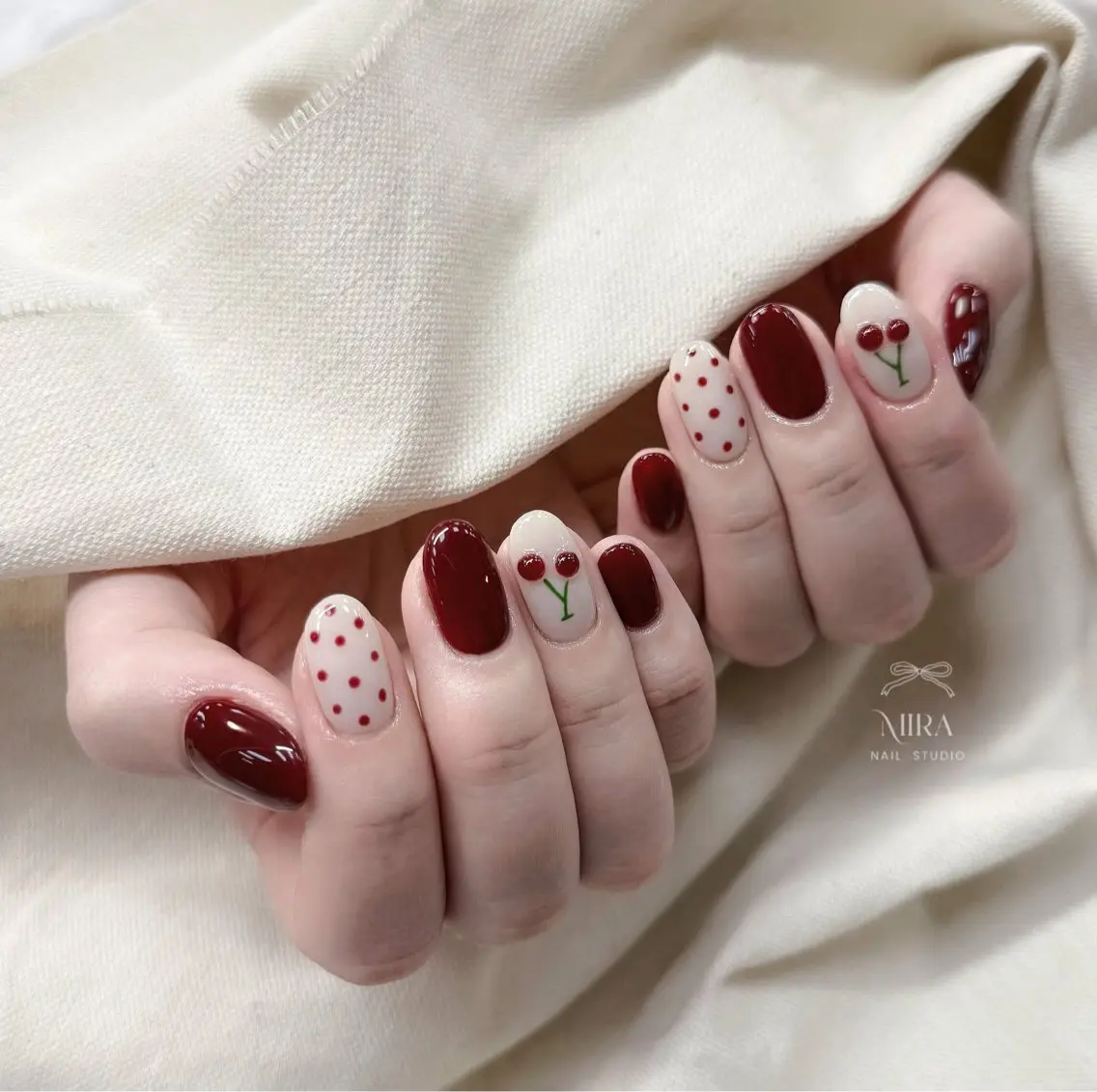 【hand】４本デザイン★オフ込み★ ¥7980の写真