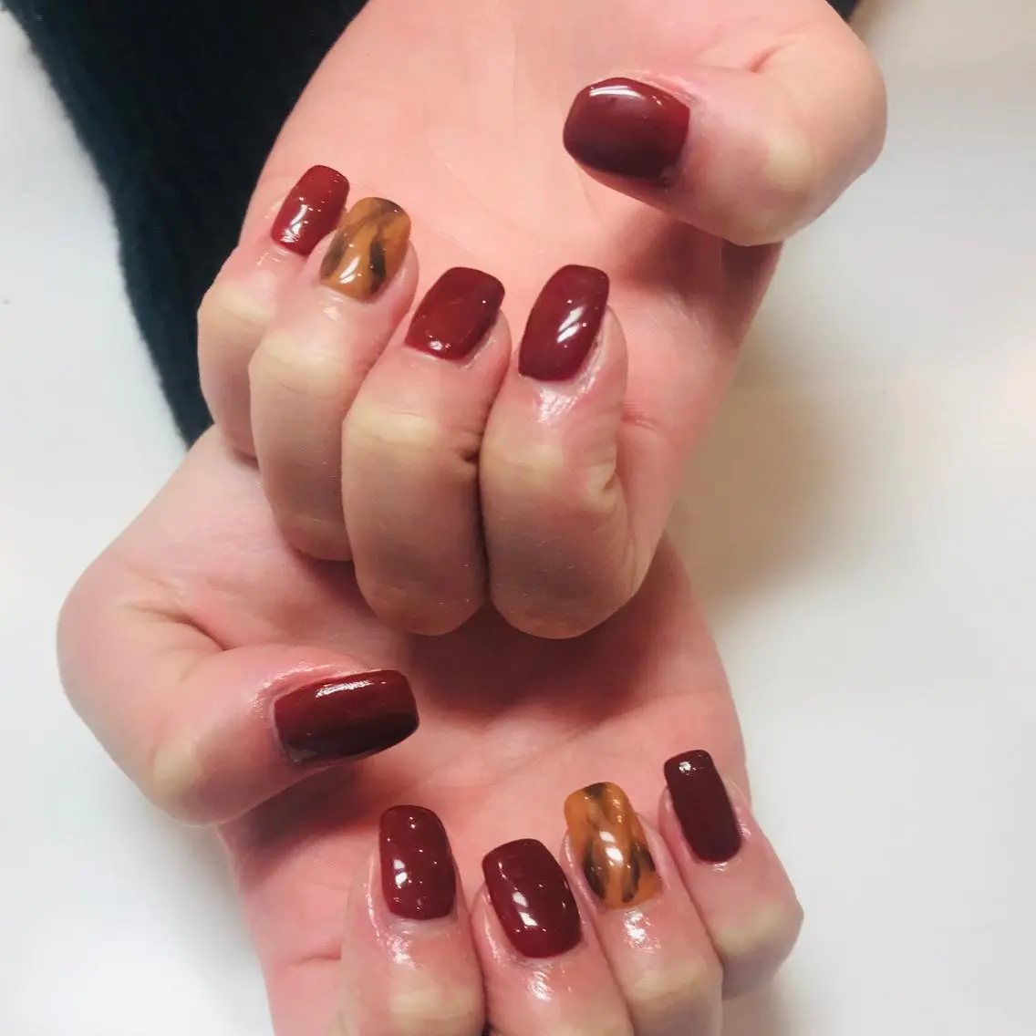 ネイル べっ甲ネイル ワンカラーネイル Yukako. Nのネイルデザイン