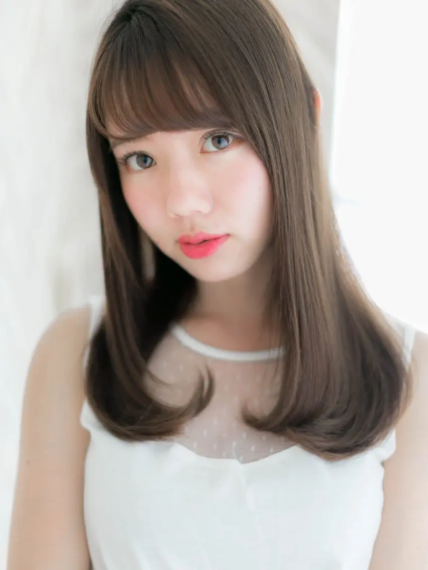 セミロング 銀座×️🫧艶カラー ⑅⃝♡🤍ASUKAのヘアスタイル