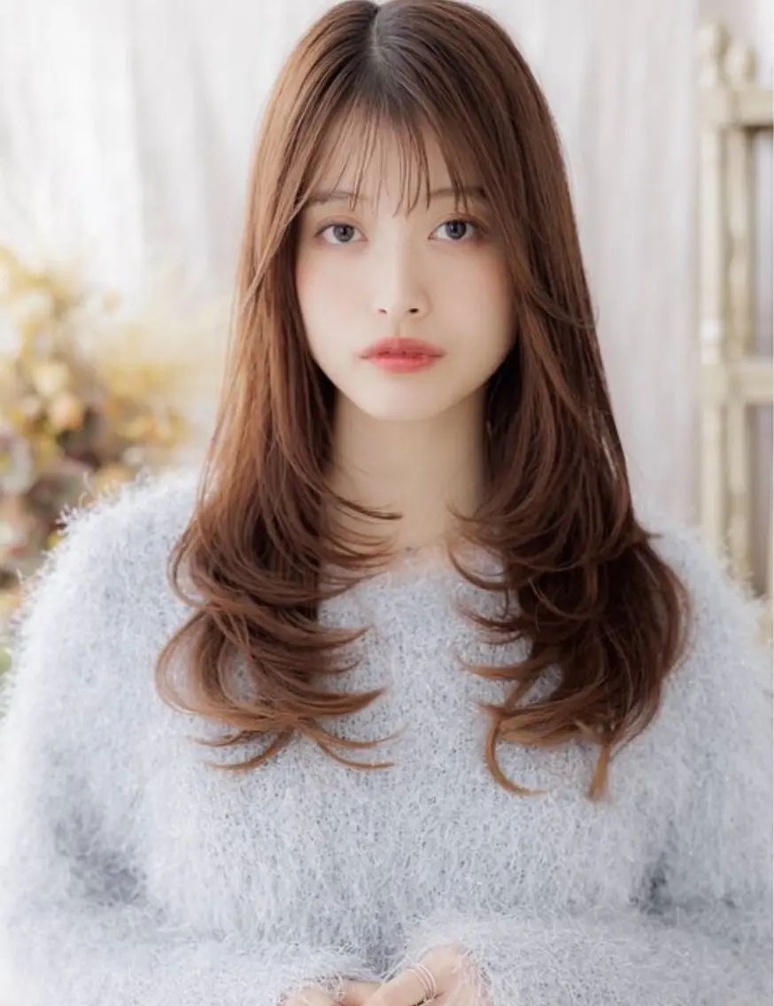 ロング カット 松山 彩香のヘアスタイル