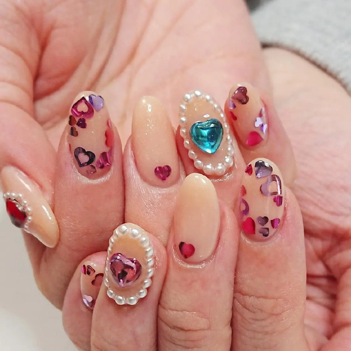 ネイル ハート Lilith Nailのネイルデザイン