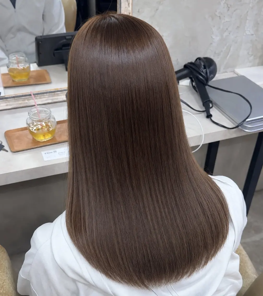 ミディアム カラー Blast Erikaのヘアスタイル
