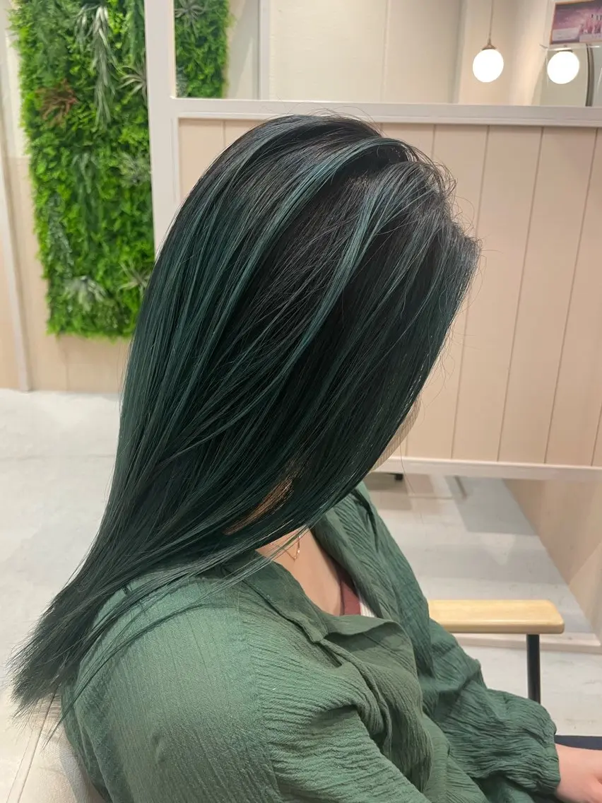セミロング カラー カラー特化型美容師 保住のヘアスタイル