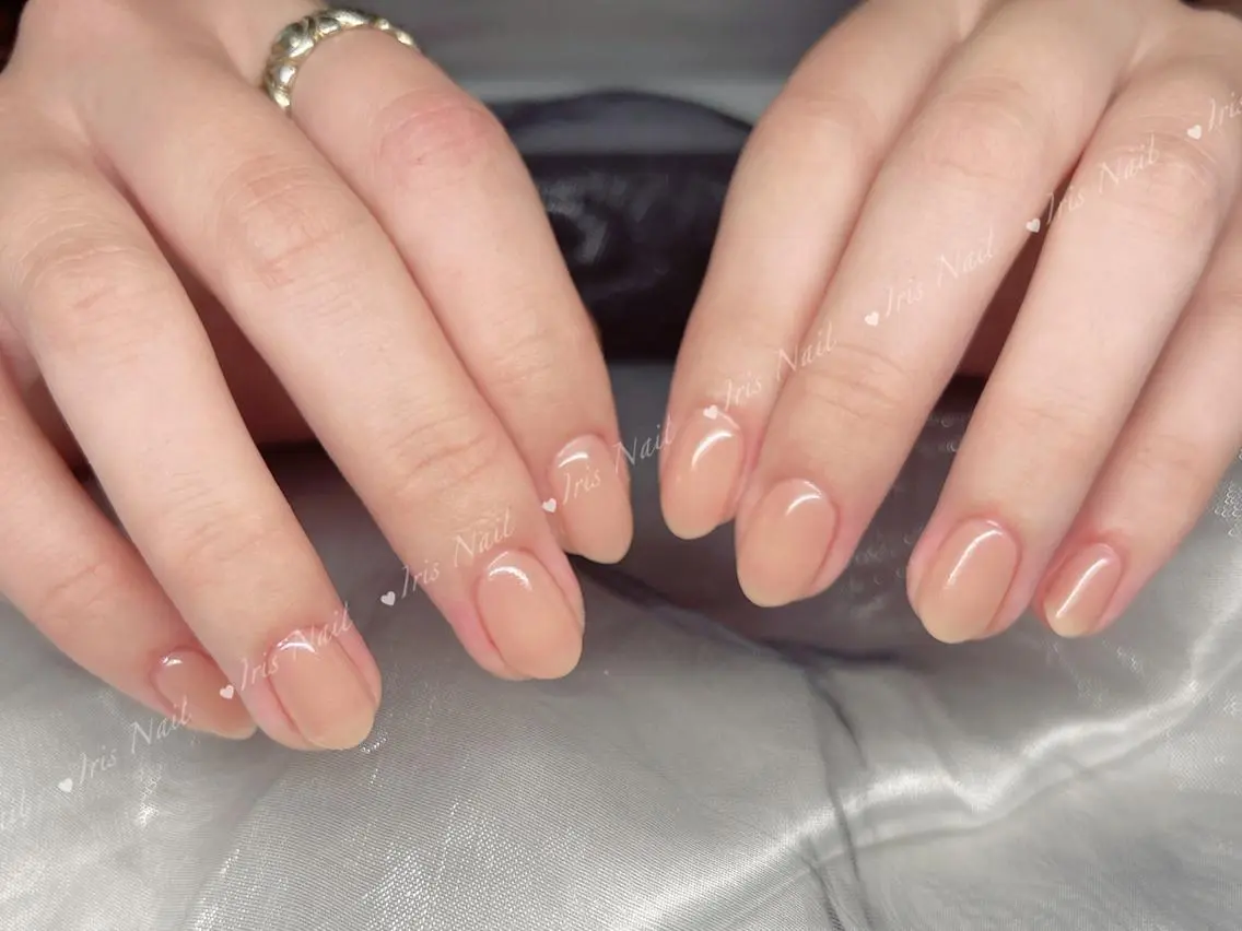 ネイル オフィスネイル ワンカラーネイル シンプルネイル ハンドネイル ハンドケア 🍒IRIS Nail🌸のネイルデザイン