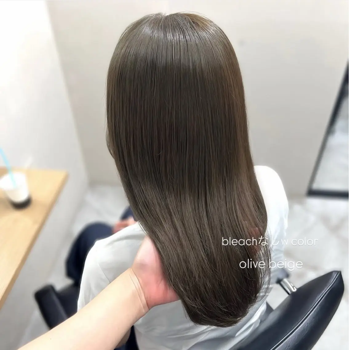 ミディアム カラー ブリーチ 透明感カラー ダブルカラー ブリーチなしカラー 前川 朋香のヘアスタイル