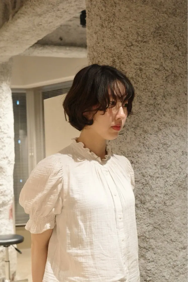 ショート 髙子 理央のヘアスタイル