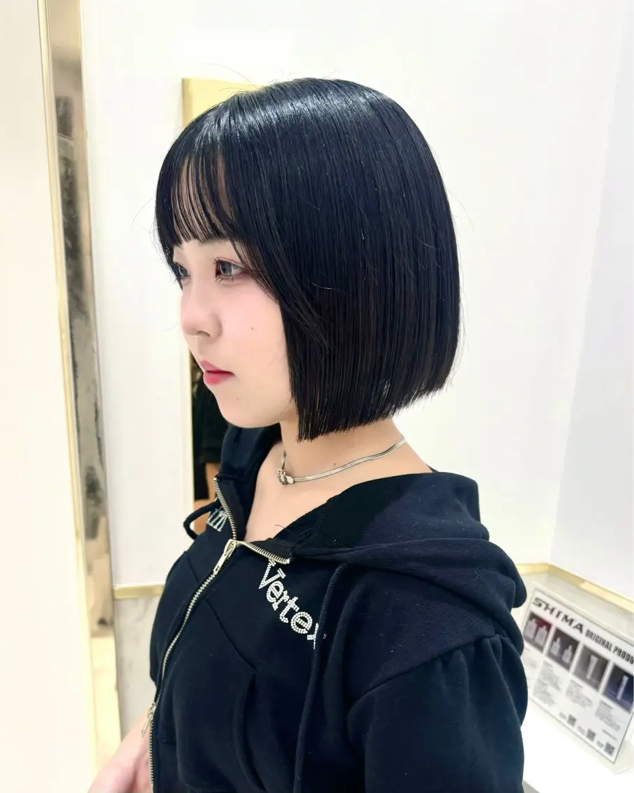 ショート カラー ヘアアレンジ カット ヘアカラー トリートメント ヘッドスパ ヘアセット 縮毛矯正🤍 ボブ/ HIKARIのヘアスタイル