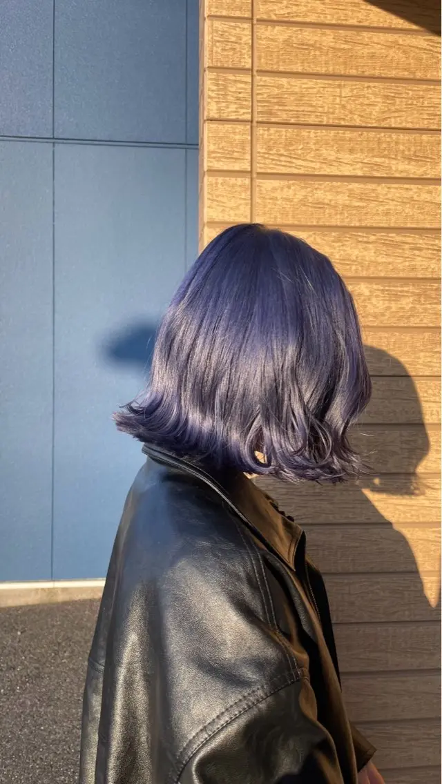 ミディアム カラー ネイビーカラー 水野 真伽のヘアスタイル