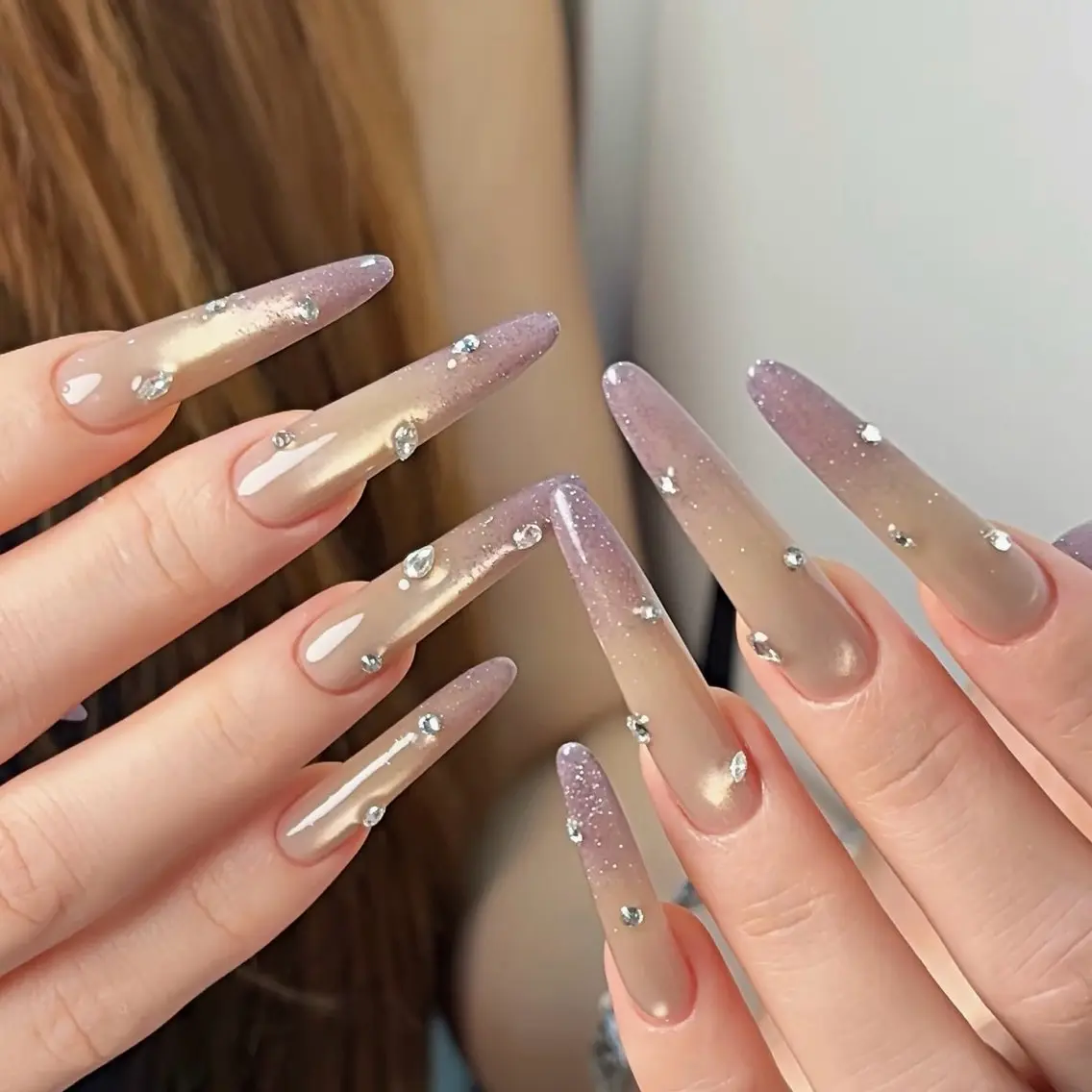 ネイル フラワーネイル フレンチネイル キラキラネイル 韓国ネイル マグネットネイル ハンドネイル Lumiereva nail salonのネイルデザイン