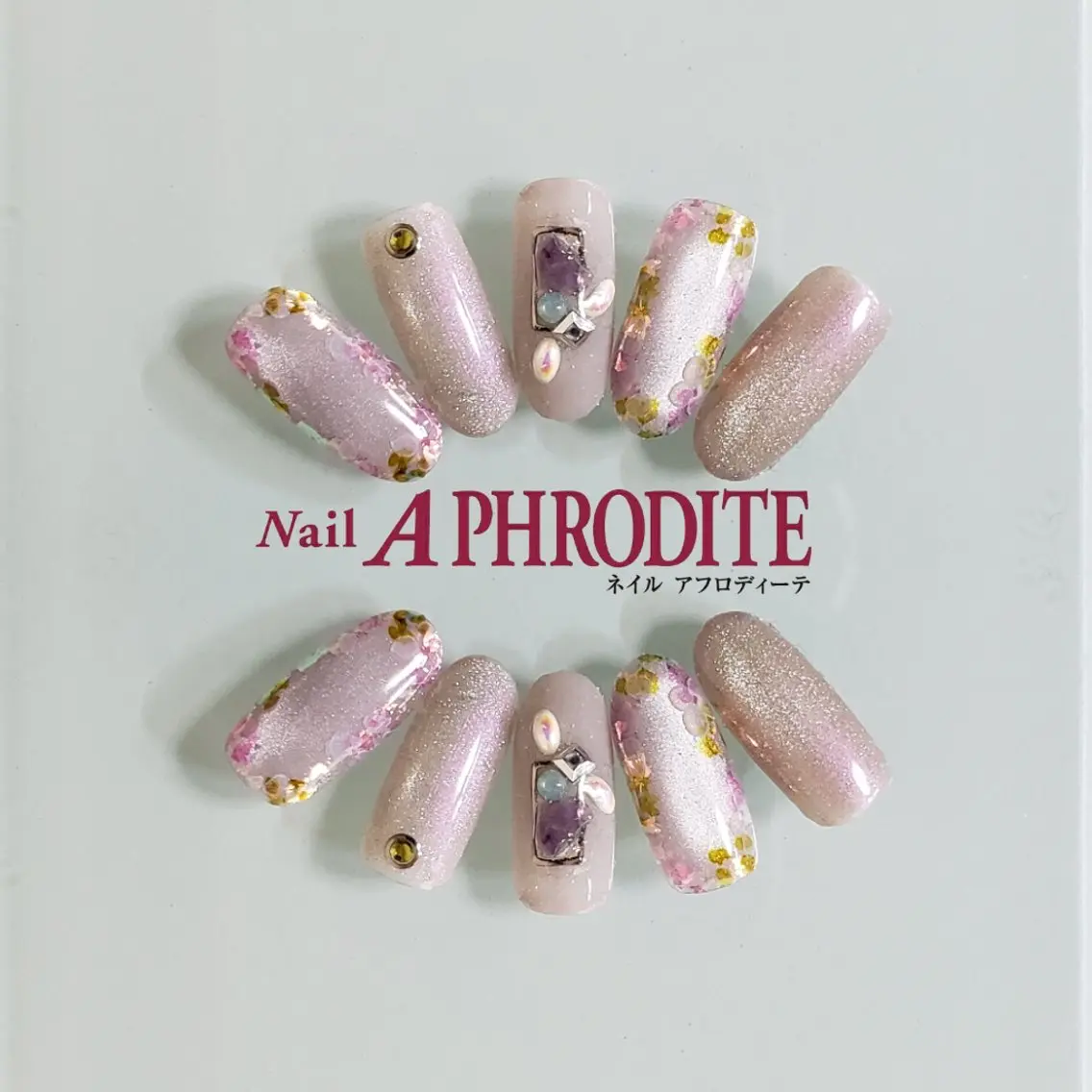 ネイル ジェルネイル ニュアンスネイル スカルプネイル ソフトジェル ネイルチップ ハンドネイル Nail  Aphroditeのネイルデザイン