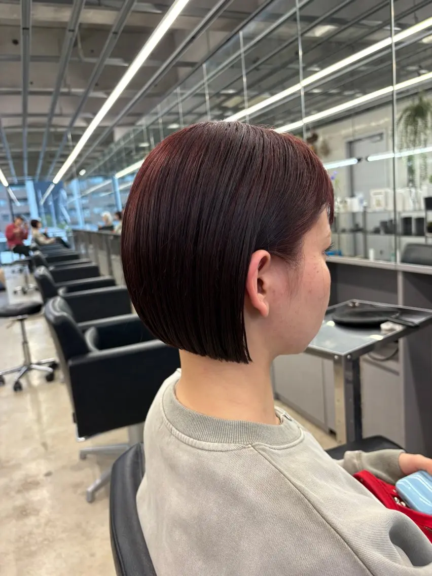 ショート フジイ トワのヘアスタイル
