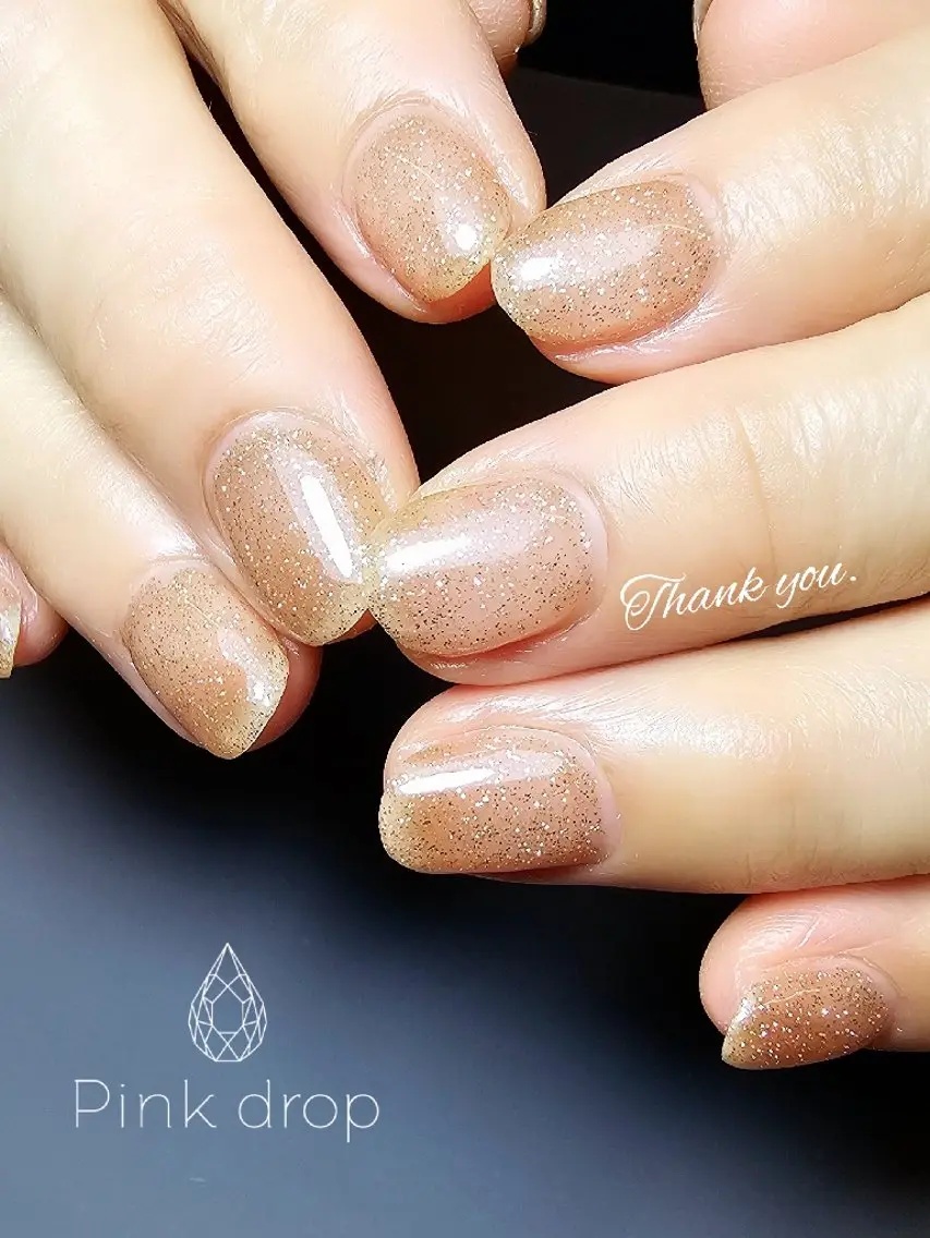 ネイル フラッシュネイル ゴールド ラメ(グリッター) pinkdrop _sanaeのネイルデザイン