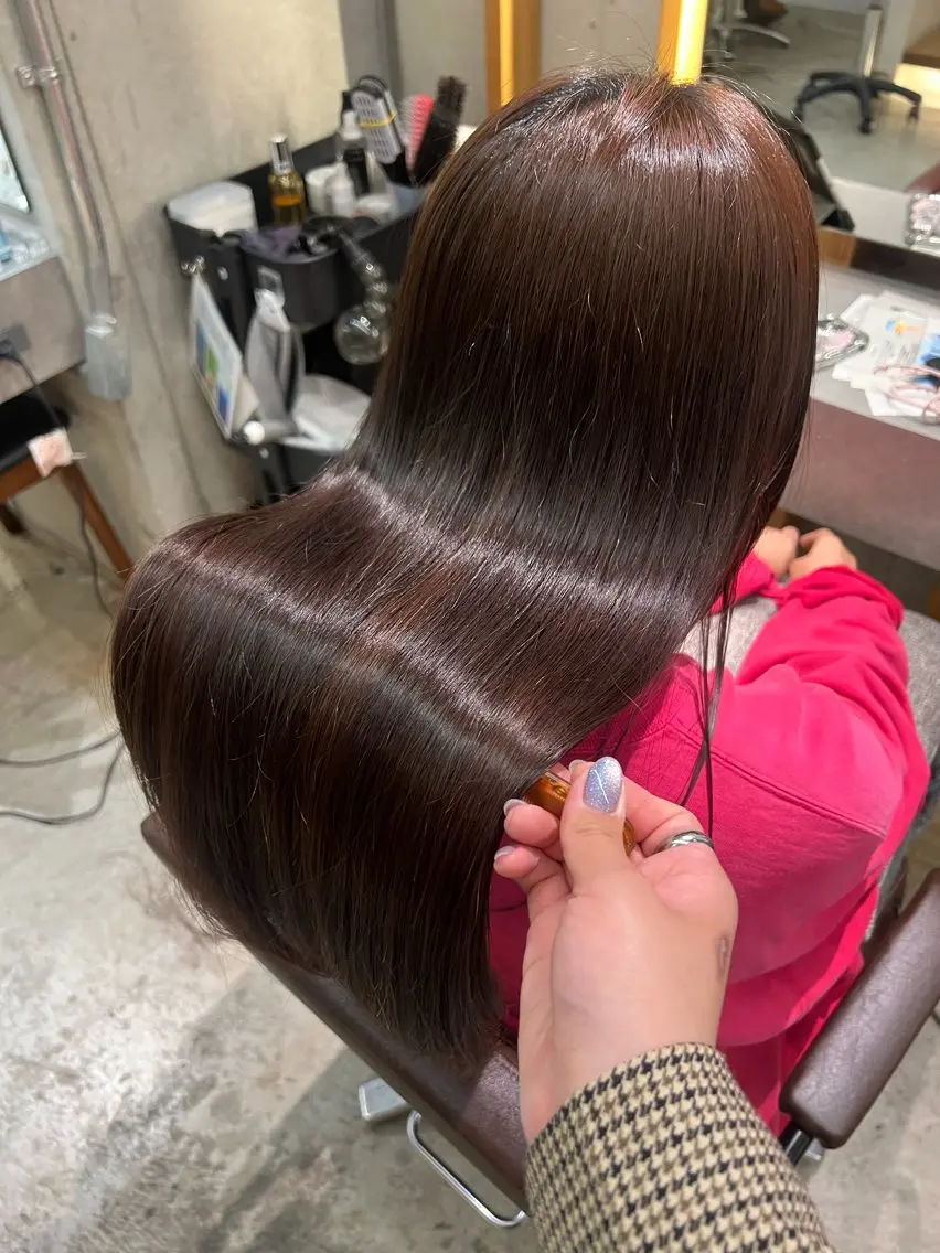 ロング 縮毛矯正／ カラー🟡amiのヘアスタイル