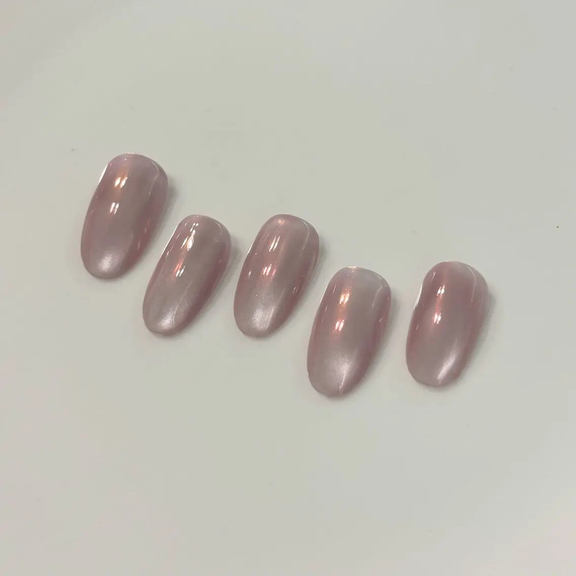 ネイル オーロラネイル マグネットネイル nailsalon kopeのネイルデザイン