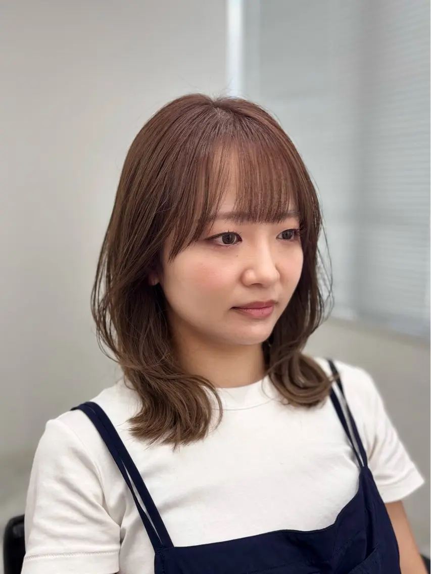 ミディアム ミディアムレイヤー アッシュ レイヤーカット カット ヘアカラー トリートメント 髪質改善🫧艶カラー 🫧💙佐藤真優のヘアスタイル