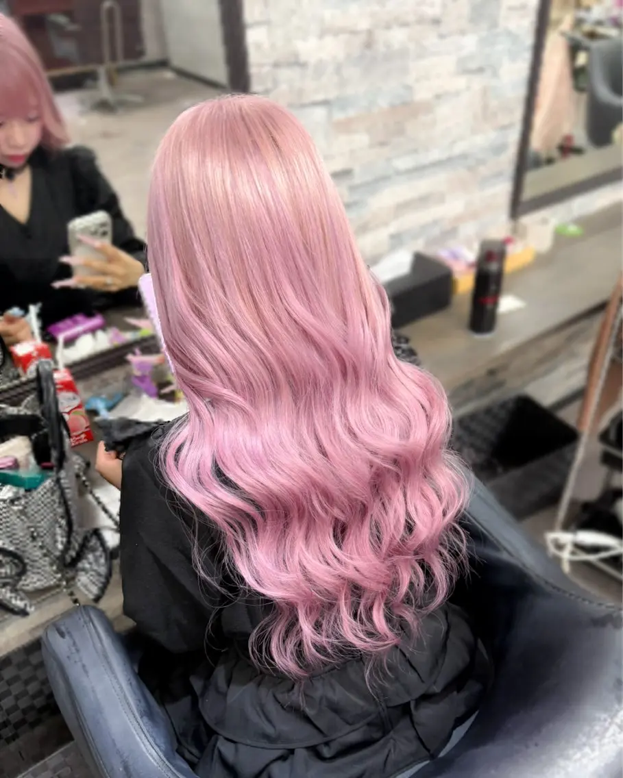 ロング カラー カット ヘアカラー トリートメント エクステ ハイトーンエクステ 🎩カズキ🎩のヘアスタイル
