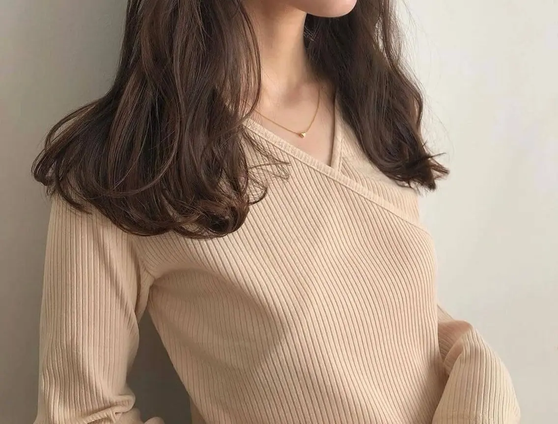 ミディアム カット ヘアカラー 縮毛矯正 トリートメント Lino by hoNuaのヘアスタイル