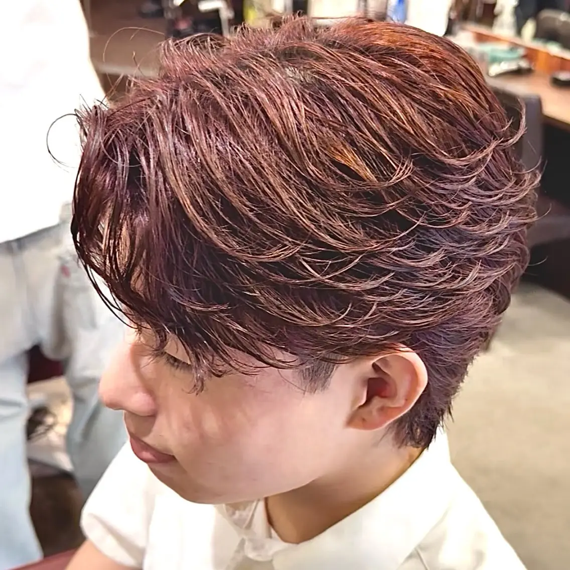 カラー パーマ メンズ フェザーパーマ メンズパーマ レッドカラー カット ヘアカラー パーマ スペインカール/ 海外ヘア/RYUのヘアスタイル