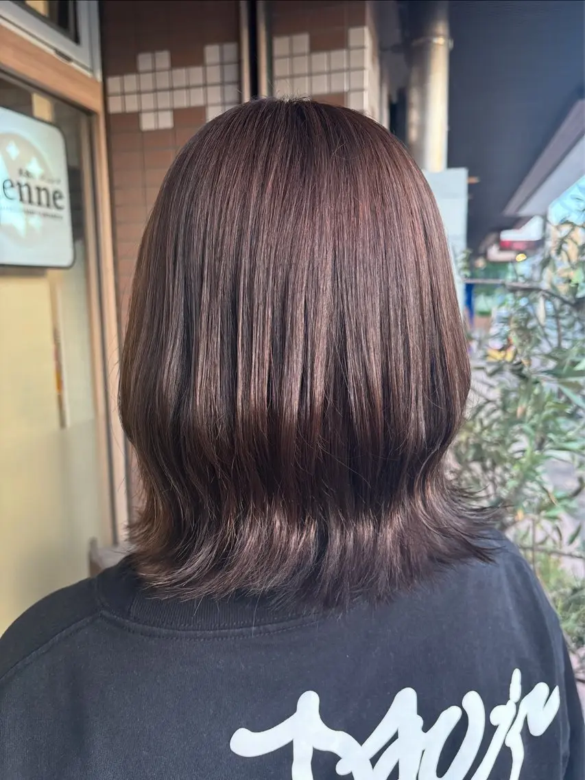 ミディアム カラー ブリーチ 透明感カラー グレージュ ブリーチなしカラー 八木橋 朋香のヘアスタイル