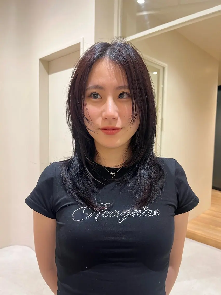 ミディアム レイヤーカット レイヤーカット NERO加藤木麻彩のヘアスタイル