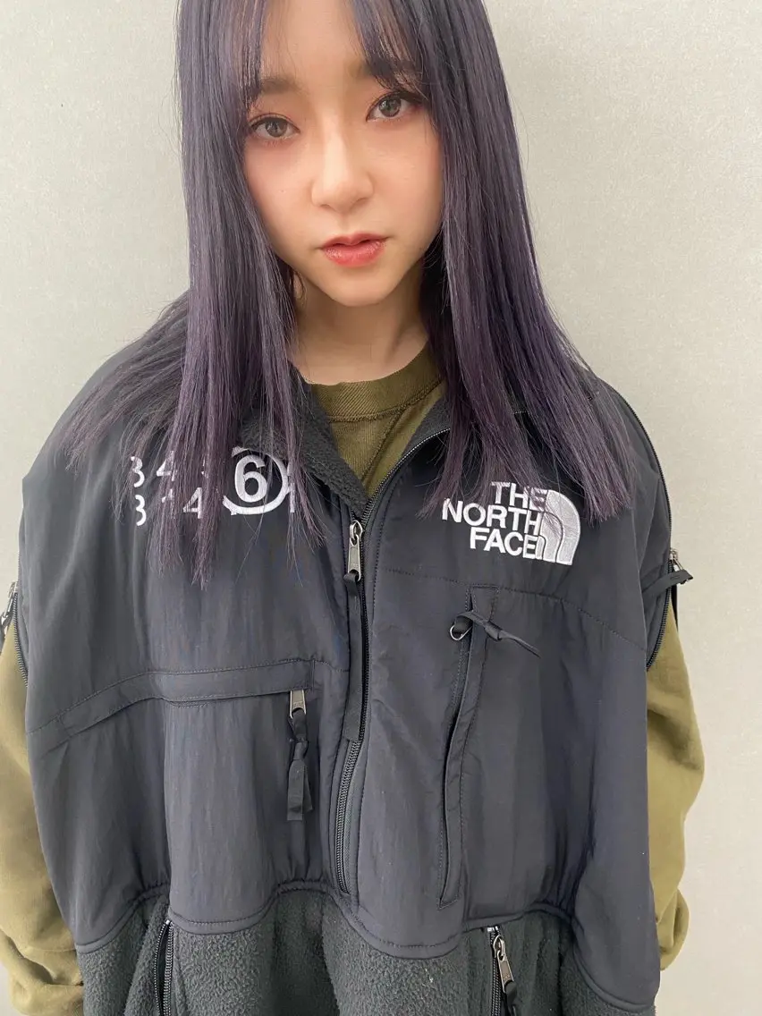 ミディアム カラー ブリーチ ダブルカラー パープルカラー バイオレットカラー -福岡博多筑紫口- 大津成美のヘアスタイル