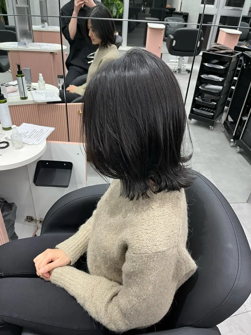 ミディアム 岸田 悠佑のヘアスタイル