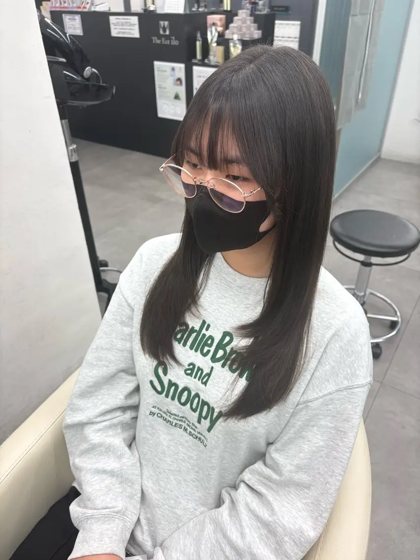 セミロング 透明感カラー×顔周り mizuki🫧のヘアスタイル