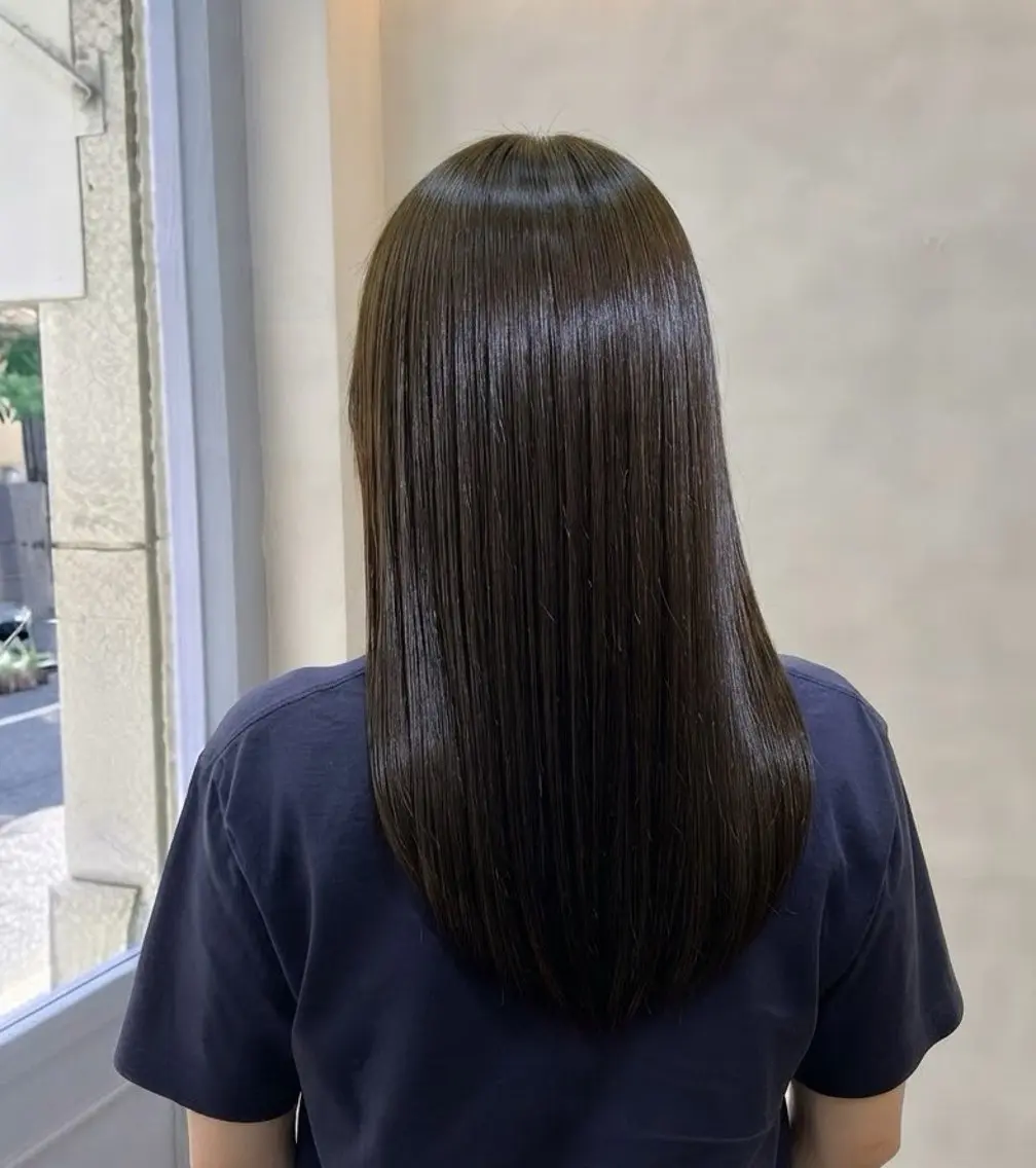 ロング カラー 松下 沙織のヘアスタイル