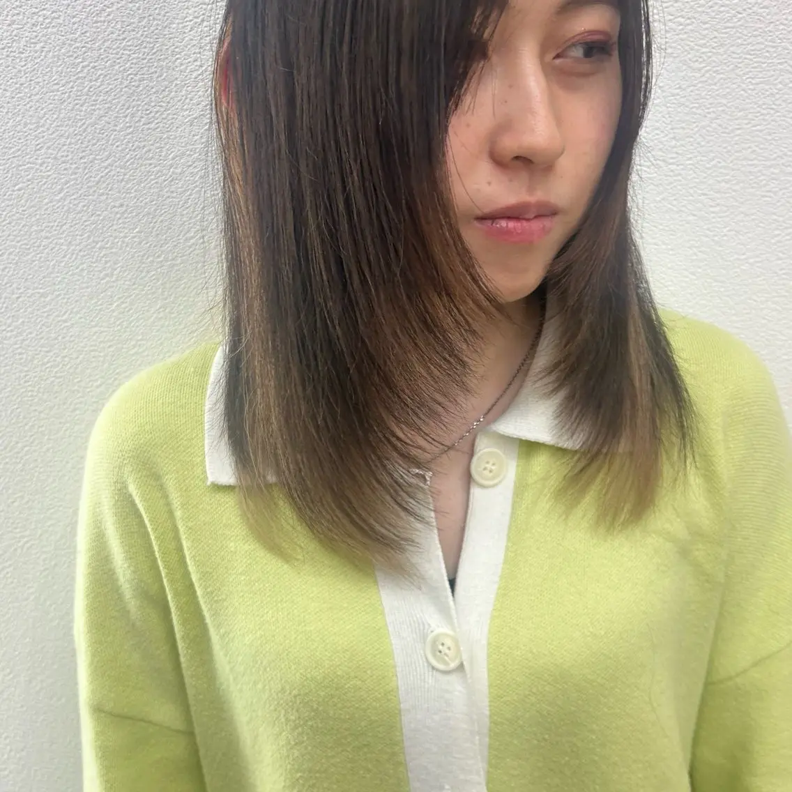 セミロング 顔周りカット レイヤーカット カット レナークウィズ　北川 愛璃のヘアスタイル