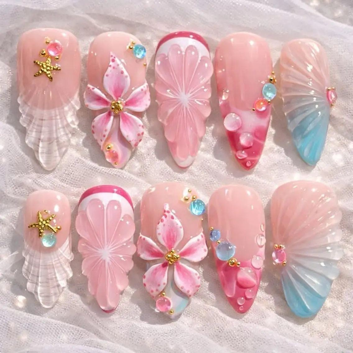 ネイル 長さ出し ガーリー キラキラネイル 韓国ネイル ロングネイル ハンドネイル ハンドケア Nova Nail Nambaのネイルデザイン
