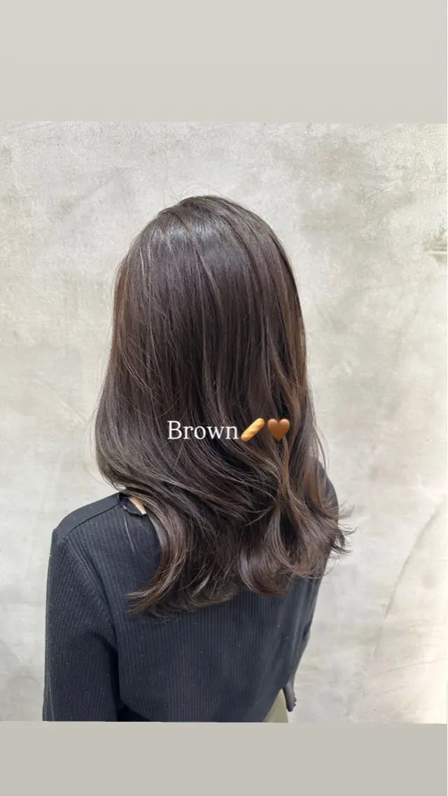 セミロング ヘアカラー 【lond】🩶 Marinのヘアスタイル