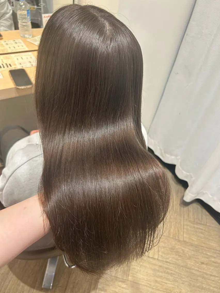 ロング カラー カット ヘアカラー トリートメント 砂野 真璃奈のヘアスタイル