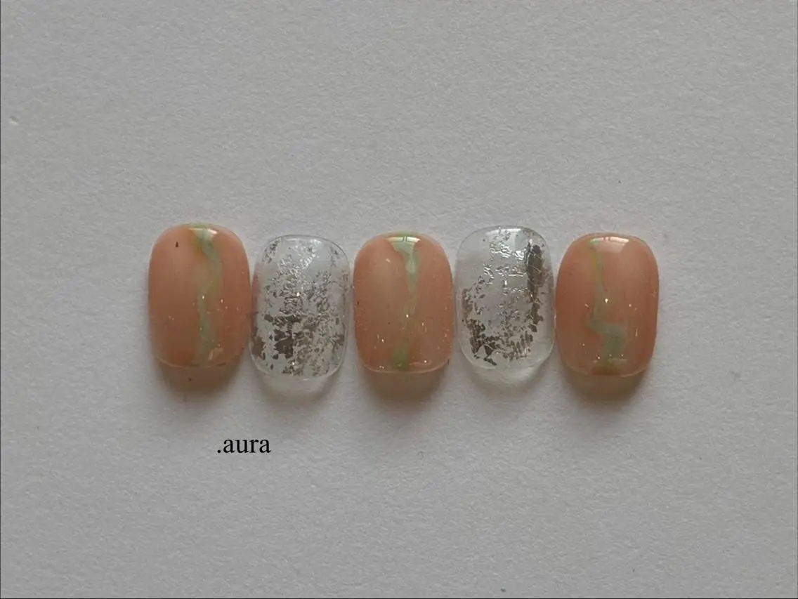 ネイル ハンドネイル .aura Kanamiのネイルデザイン