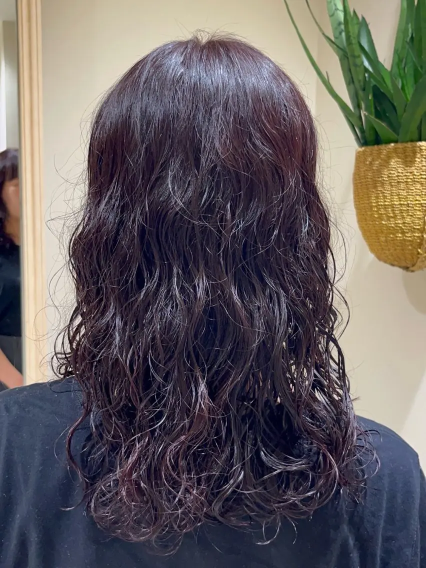 セミロング カラー パーマ ヘアカラー 山口 陸のヘアスタイル