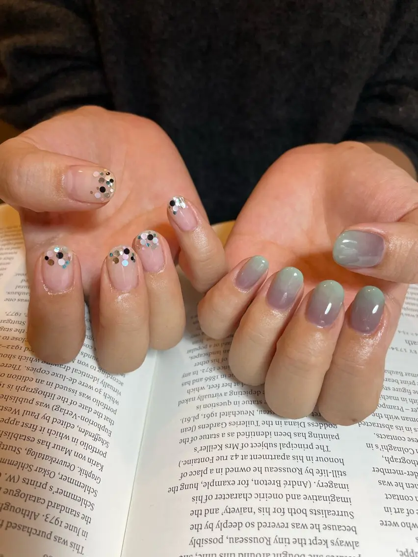 ネイル ホログラムネイル ハンドネイル roof nailのネイルデザイン