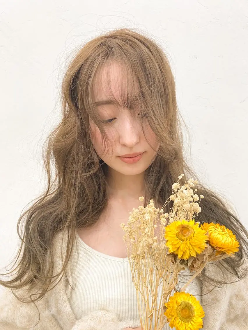 《透明感欲しい方⭐️》#ダブルカラー(ブリーチなし)+トリートメント+カットの写真
